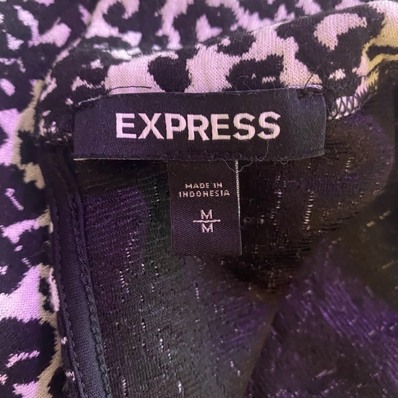 Express high neck puff sleeve cheetah print top! - Picture 6 of 8